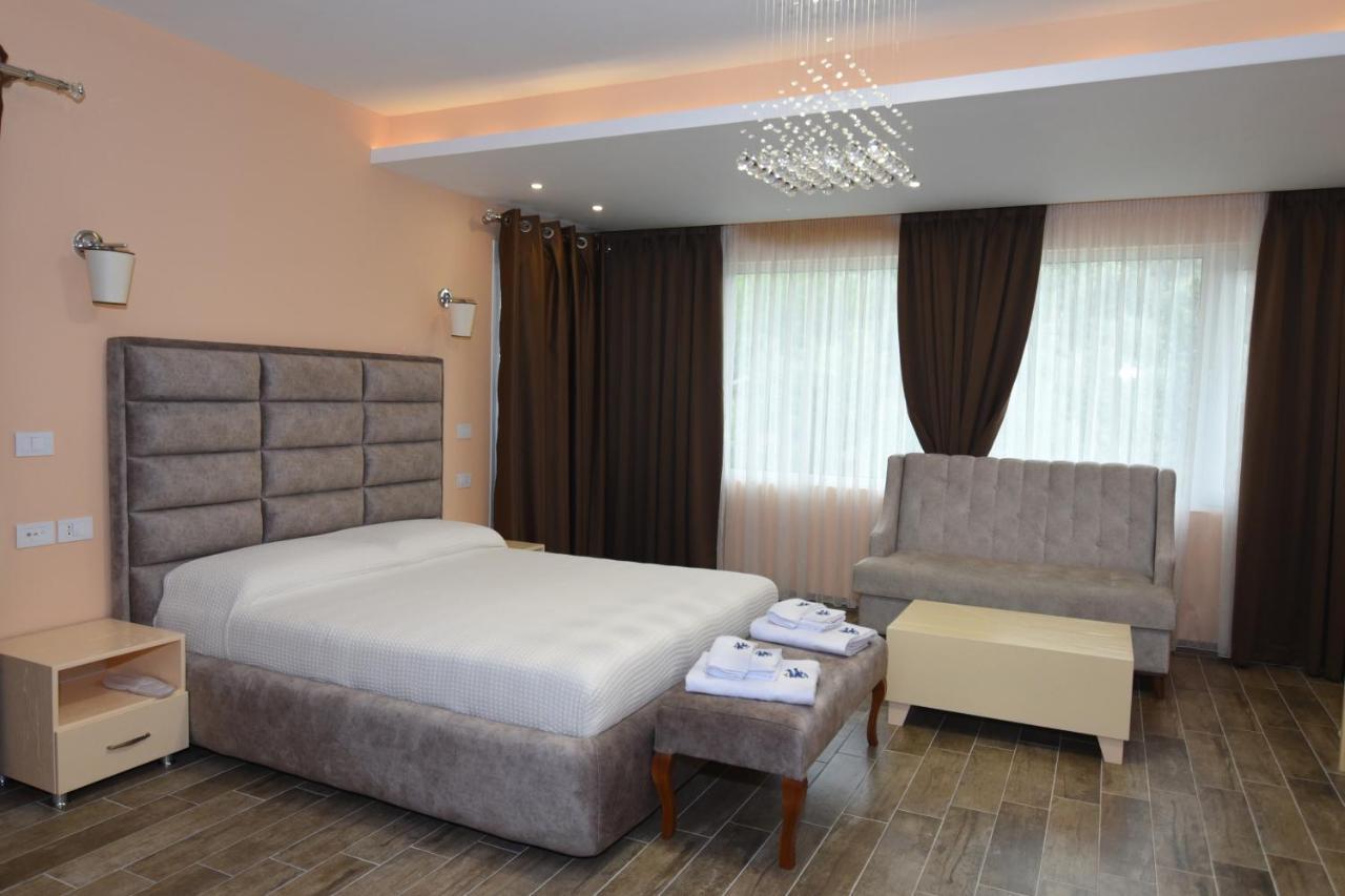Monte Mare Hotel Влёра Экстерьер фото